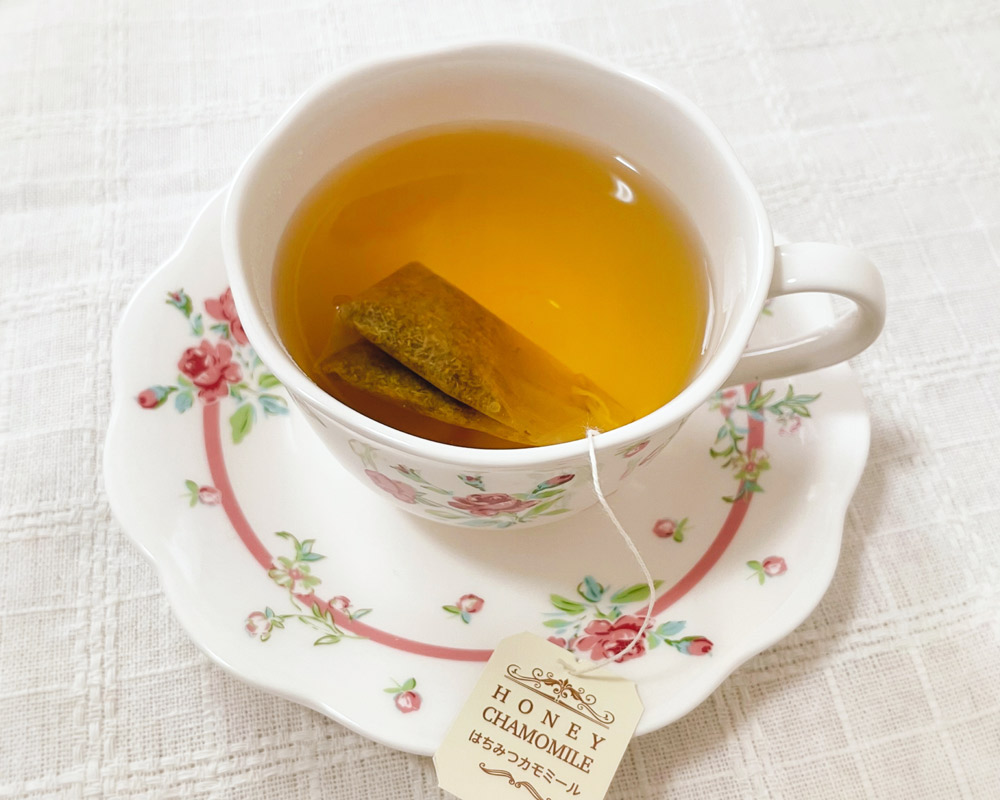 JB のはちみつ入りカモミールティー