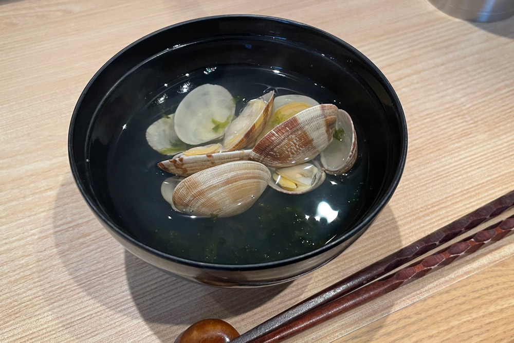 碗物:アサリとあおさのお吸い物