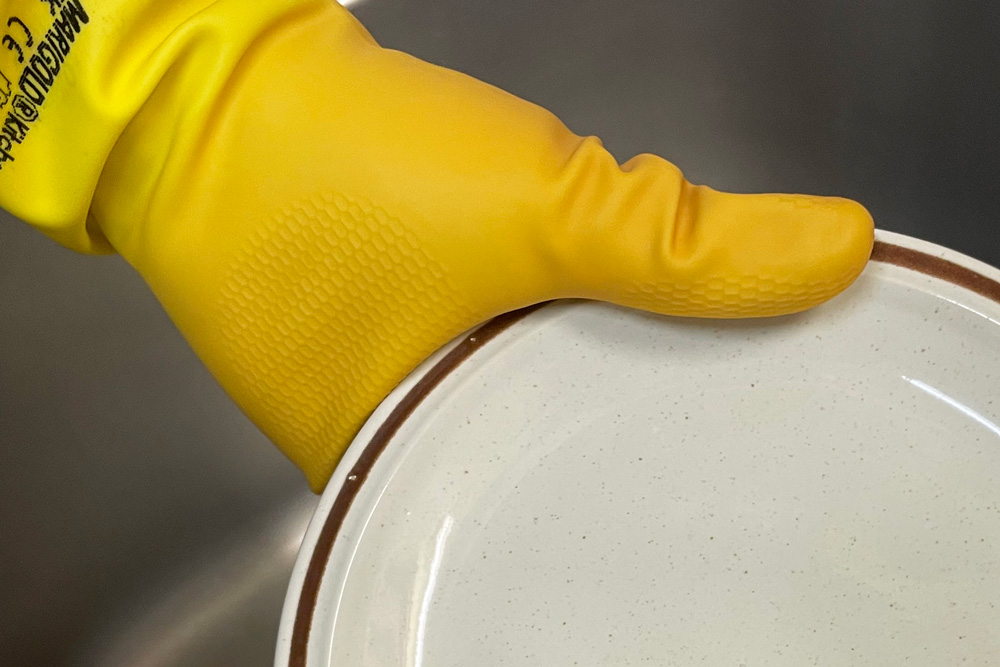 キッチン用グローブのエンボス加工