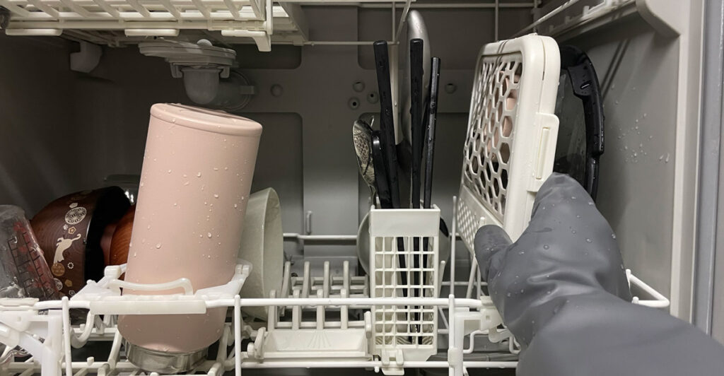 食洗機に入れた食洗機用小物ネット