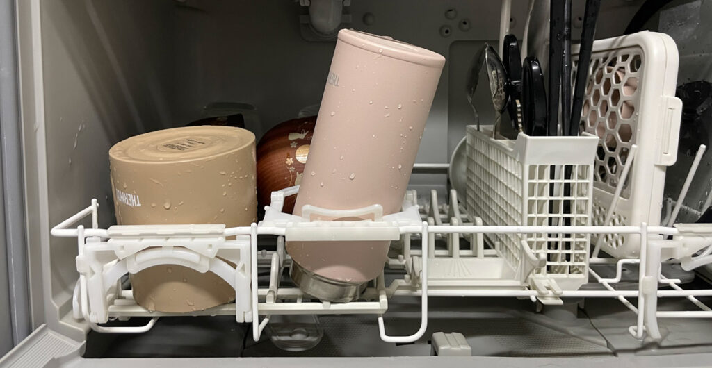 食洗機に入れたサーモスの真空断熱マグカップ