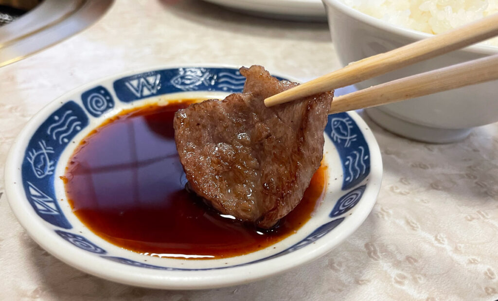 タレにつけた焼肉